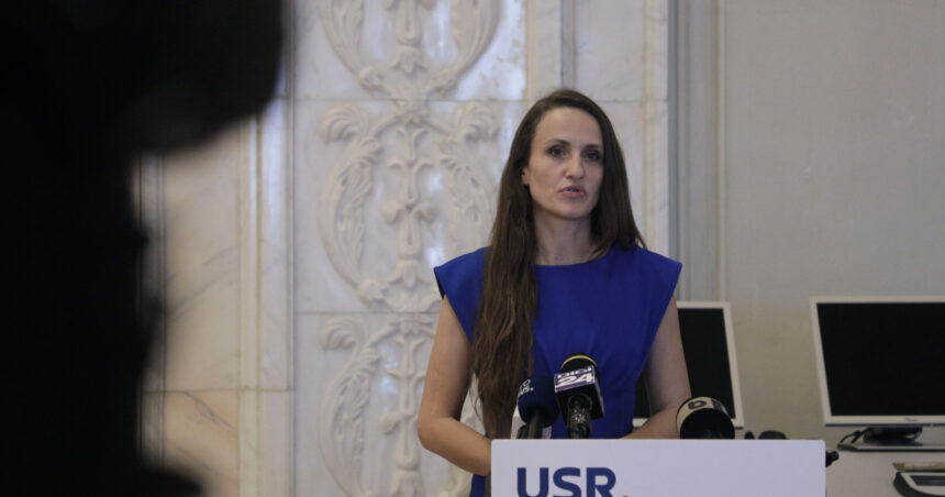 oana toiu si a preluat mandatul la ministerul de externe discutii cu emil hurezeanu despre prioritatile diplomatiei romane 685b0c66eb85d