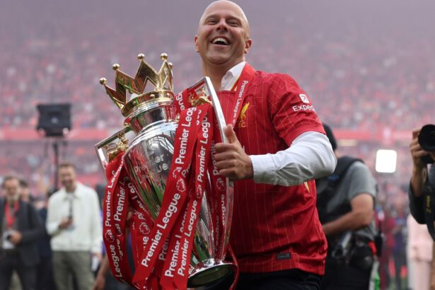 oficial liverpool si a prezentat noul transfer a pus pixul pe contract 6844783162e81