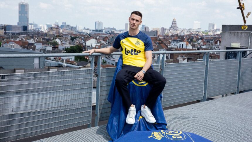 oficial raul florucz a fost prezentat la noua sa echipa transfer de 5 000 000e 6851b53ed9c3f