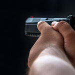 persoanele inculpate in dosare penale nu mai pot cumpara sau detine arme lege promulgata de nicusor dan 684300cf7c24a