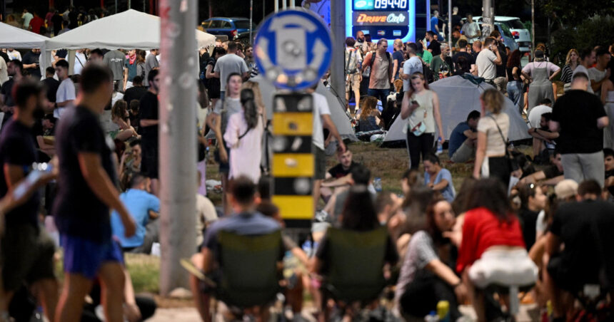 proteste in serbia manifestantii au ridicat baricade in belgrad 68621b1f03251