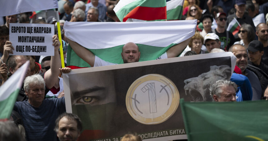 proteste la sofia fata de trecerea bulgariei la moneda euro viitorul apartine statelor suverane 683c42a9b945b