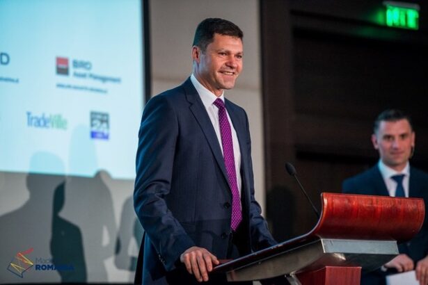 radu hanga presedinte consiliul de administratie bursa de valori bucuresti vine la piata de capital forum 683fd92684c28