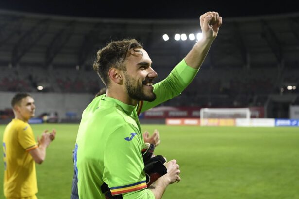 razvan sava neclintit dupa infrangerea cu italia u21 vrem sa scoatem romanii pe strada 684a00fa87928