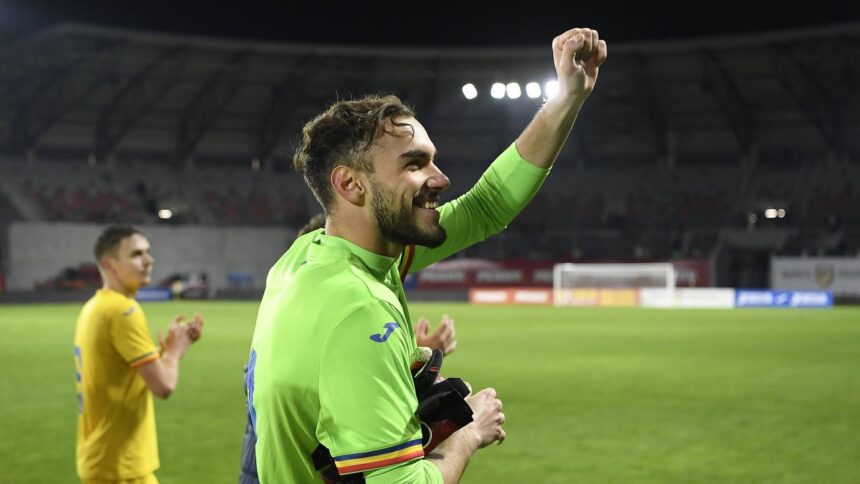 razvan sava neclintit dupa infrangerea cu italia u21 vrem sa scoatem romanii pe strada 684a00fa87928