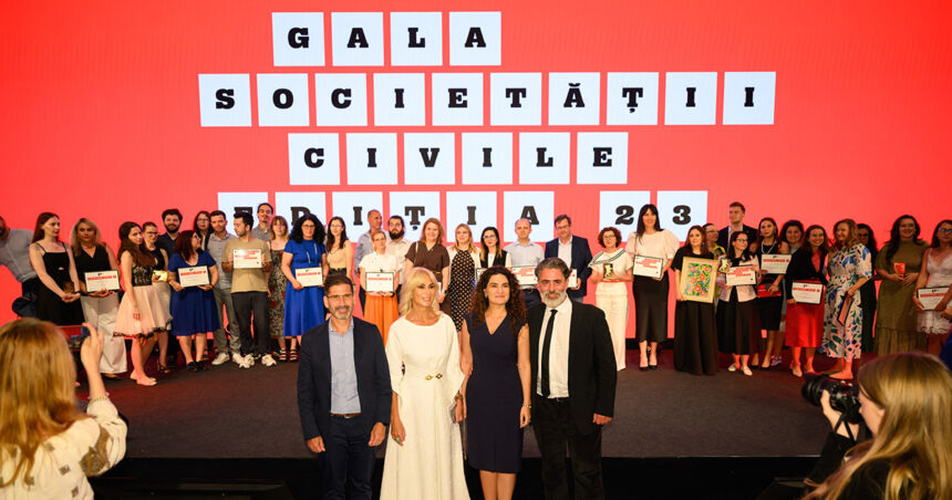 salvati copiii romania castiga marele premiu al galei societatii civile 2025 685faf9f9b6be
