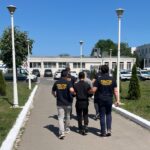 talharie in plina zi in zona garii constanta victima si un politist au imobilizat hotul care a folosit metoda cureaua 6855e4b4db75c