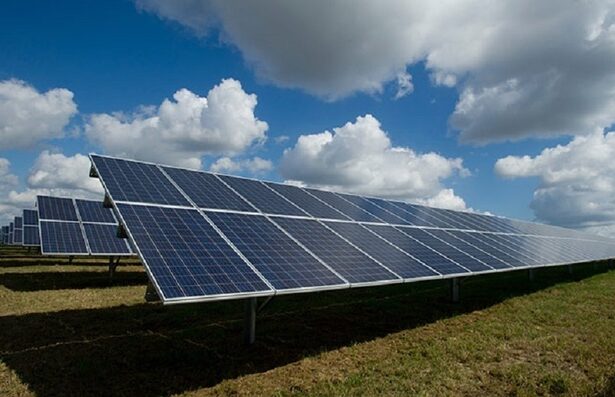 termoficare oradea si austriecii de la enery primesc subventii de stat ue de 29 milioane lei pentru parcuri fotovoltaice cu stocare de energie 684ff15d7d612