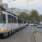tramvai deraiat pe bulevardul theodor pallady din bucuresti circulatia liniilor 19 27 si 49 este blocata 6841620395805