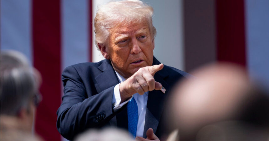 tripla amenintare cu care trump a incoltit europa suntem la distanta de o singura postare sau un comentariu de o catastrofa 6843c51204363