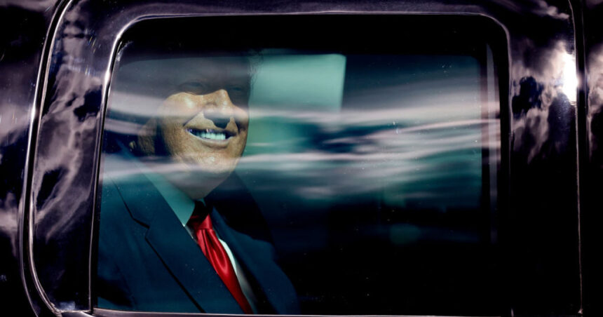 trump a distribuit pe reteaua sa o teorie a conspiratiei referitoare la joe biden executat in 2020 si inlocuit de clone 683cb6a11cb2a