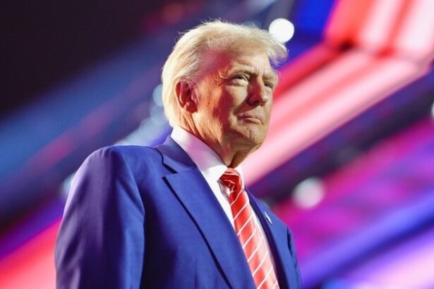 trump cere curtii supreme sa permita concedieri federale in masa 683df05fb1c9d