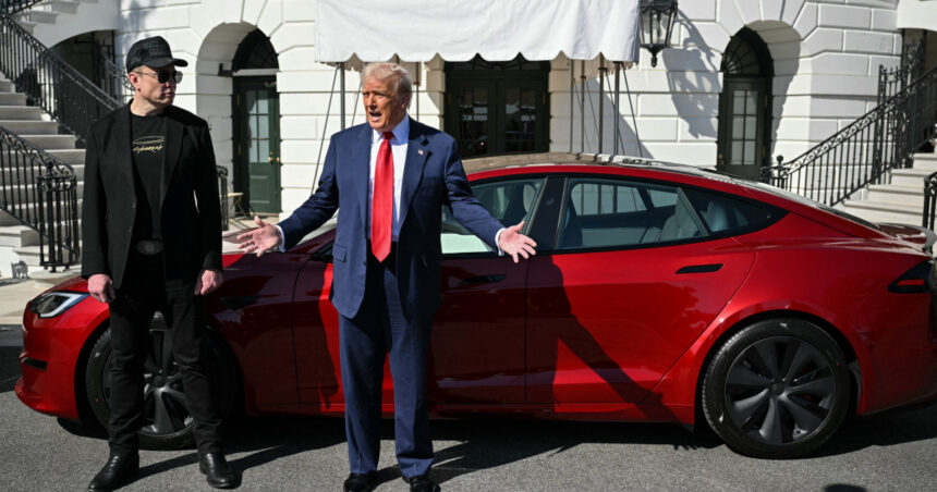 trump vrea sa scape de masina tesla pe care si a cumparat o de la musk omul care si a pierdut mintile 68430eda9aa3d