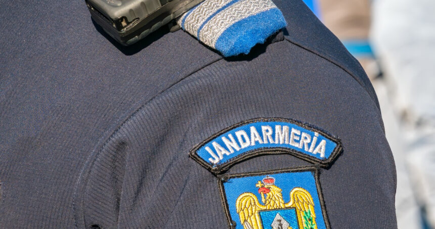 turisti amendati de jandarmi dupa ce au intrat cu masinile intr o arie protejata 684ed41045d5b