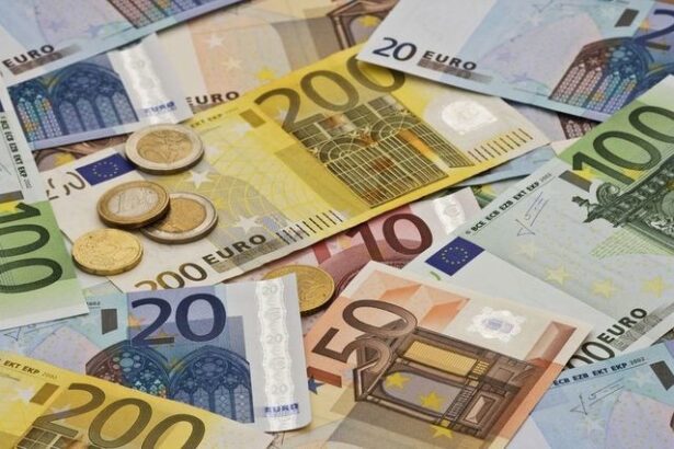ue majoreaza la 100 de miliarde de euro plafonul pentru bei 68550d40dbfe5
