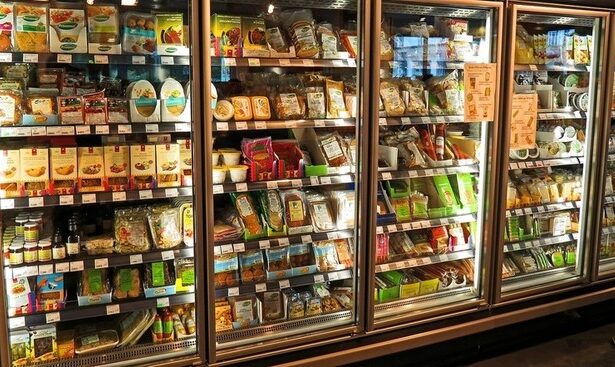 ultima ora document o noua prelungire a limitarii adaosului comercial la alimentele de baza pe masa guvernului 685a64cc84699