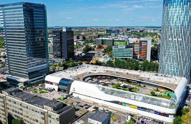 un consortiu de banci imprumuta cel mai mare investitor imobiliar din romania 68625f606c09b