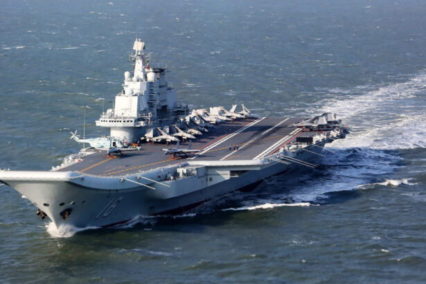 un portavion chinez a navigat pentru prima data la est de insula iwo jima japonia a transmis un mesaj adecvat chinei 6846cb7a95b20