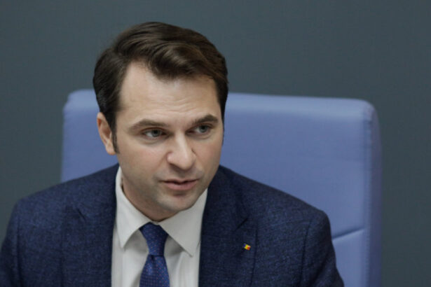 video ce raspunde sebastian burduja intrebat daca va candida din nou la alegerile pentru primaria capitalei 684403693f046