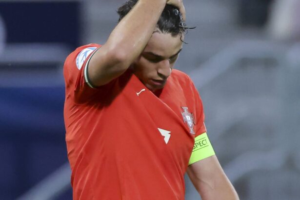 video exclusiv euro u21 portugalia polonia 5 0 lusitanii s au distrat cu polonezii si au urcat pe primul loc in grupa c 684de3eaa8e13