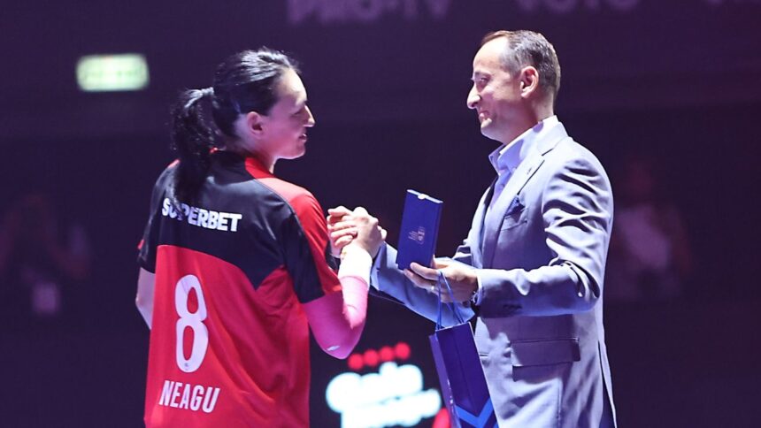 video exclusiv presedintele cosr mihai covaliu a vazut gala neagu pe viu si si a exprimat o parere clara despre viitorul cristinei 6846ff1034521