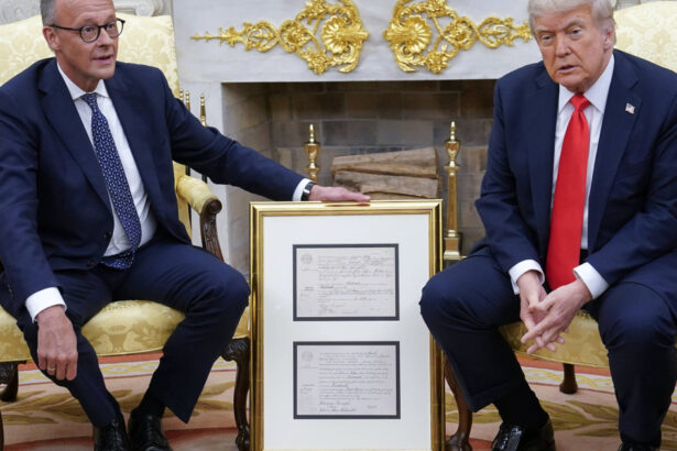 video friedrich merz i a facut cadou lui trump certificatul de nastere al bunicului sau friedrich trump un nume german serios 6841fcac69eaa