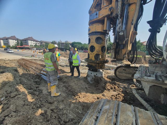 video lucrarile pentru largirea la 4 benzi a dn1 a intre centura bucuresti si intersectia cu soseaua chitila parc mogosoaia avanseaza 68554910479f1