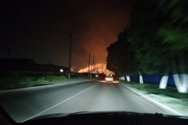 video o fabrica de azot aflata la 200 de kilometri sud de moscova in flacari dupa un atac cu drona al ucrainei 684560968b85a