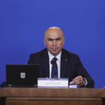 video primele masuri de austeritate plafonarea sporurilor pentru unii bugetari va fi pe masa guvernului in sedinta de maine 685da4a10d2d3