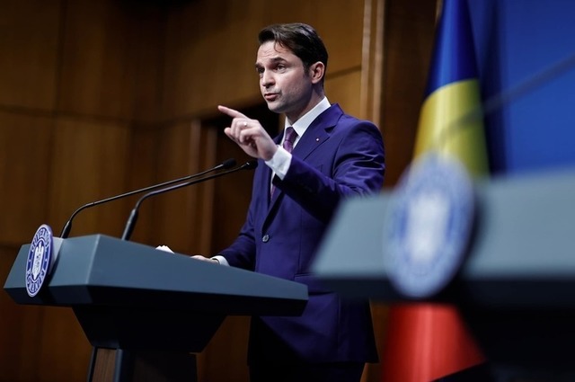 video sebastian burduja la mintia se ridica cel mai mare proiect energetic din ultimii 35 de ani din romania astazi proiectul este deja la 75 iar la jumatatea anului viitor intreaga centrala va fi 684ac0ab5128b