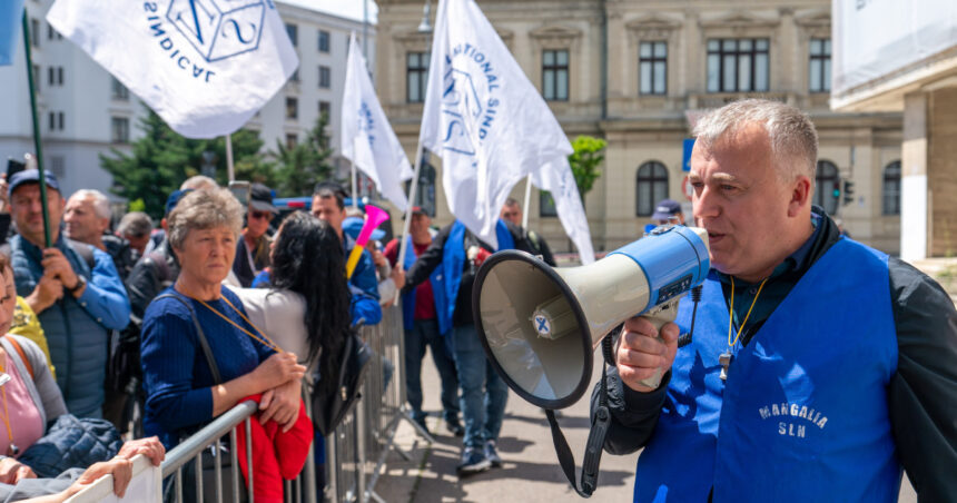 video sindicatele au sedinta astazi pentru a stabili noi proteste din cauza ordonantei austeritatii 686234a9c6b68
