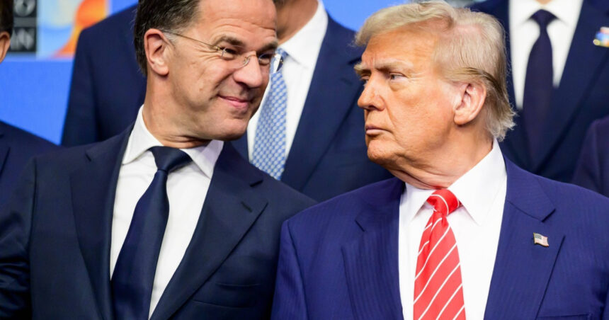 video taticul a ajuns acasa mesajul publicat de casa alba dupa revenirea lui trump de la summitul nato 685d3bb222260