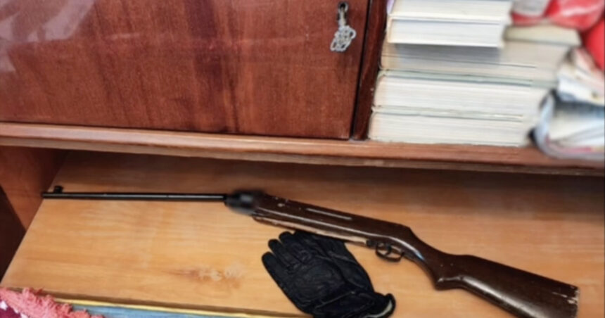 video zece perchezitii in capitala in dosare privind nerespectarea regimului armelor si munitiilor ce au gasit politistii 683ea243cc699