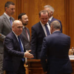 videofoto bolojan la votul noului guvern cer scuze cetatenilor pentru situatia in care am adus romania fara populism fara improvizatie fara privilegii daca ne mai imprumutam doar pentru ch 685964ec815c6