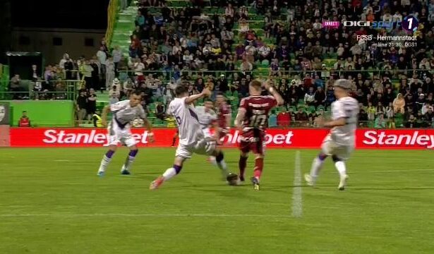 a dat verdictul dupa ce a vazut faza la care rapid nu a primit penalty 6871ed1126263