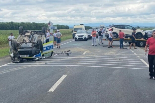 accident grav cu trei masini in timis autospeciala de politie rasturnata un agent a ramas incarcerat intervine un elicopter smurd 688779e90e961