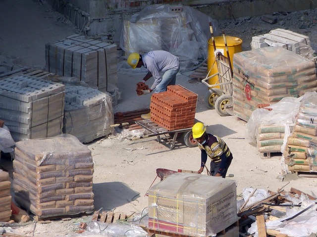 analiza sectorul constructiilor a inceput 2025 cu motoarele turate dar risca acum o incetinire semnificativa 6866d5e9325b2