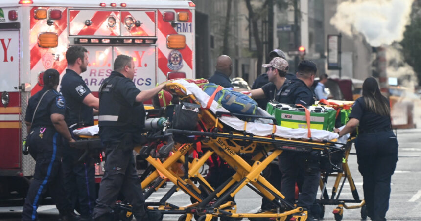atac armat intr un zgarie nori din new york patru morti inclusiv un politist atacatorul s a sinucis 688864d70f422