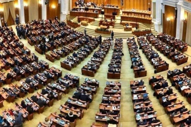 aur va depune un proiect in parlament prin care ajutorul romaniei pentru republica moldova sa fie inlocuit cu un fond de investitii 68876c4066fa1