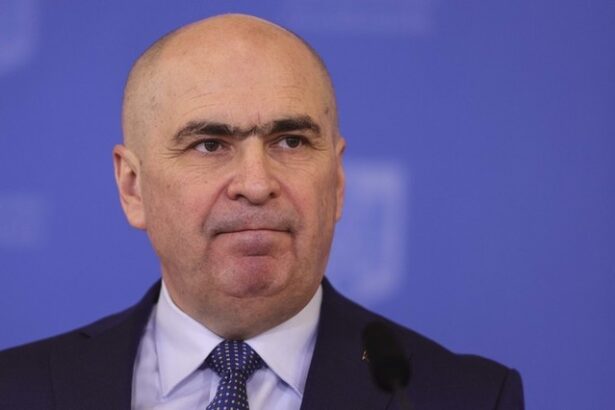bolojan intrebat daca isi va reduce voluntar salariul cu 20 pentru a da un exemplu in general nu fac gesturi populiste 68712e4827b2b