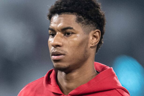 cat vreo sase metaloglobus suma uriasa pe care o incaseaza marcus rashford la barcelona 6881f3b312b7e