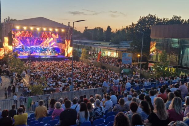 centrul cultural judetean teodor t burada si cj constanta organizeaza festivalul national de muzica usoara mamaia editia 2025 687a8f900ff0d