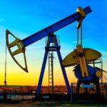 cotatiile petrolului in crestere in asteptarea anuntului promis de trump referitor la rusia cel mai mare producator global 6870c8346618a