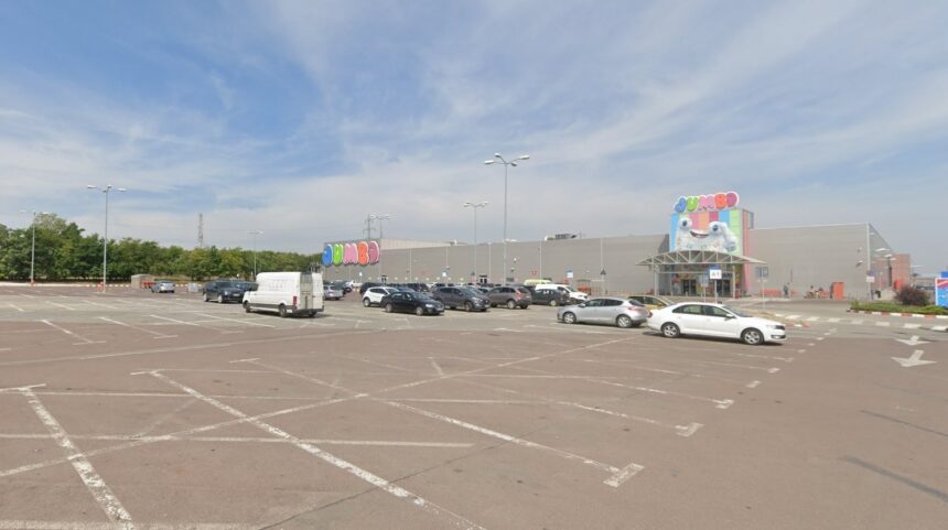 cum a ramas soferul unei autoutilitare fara catalizator in timp ce era la cumparaturi la jumbo orele surprinse de camerele de supraveghere analizate cronologic 6881641bf341d