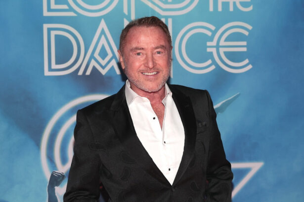 dansatorul michael flatley vrea sa fie presedintele irlandei l ar putea avea contracandidat pe conor mcgregor cand au loc alegerile 68839ddc9b256