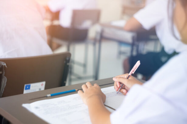 de ce au iesit profesorii in strada cresterea normei didactice si comasarea scolilor principalele nemultumiri 6889f904cff2d