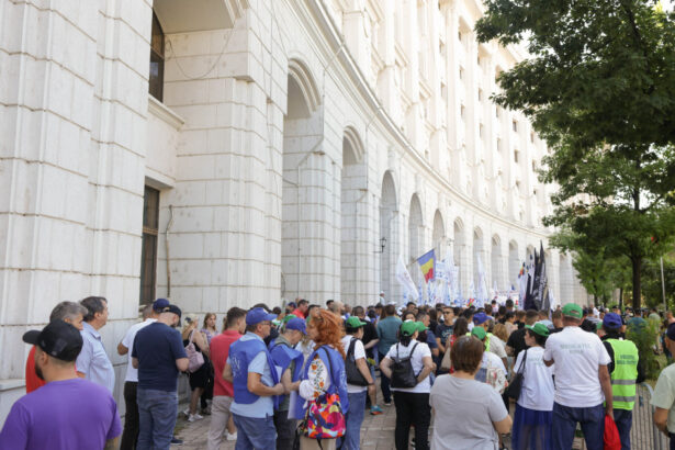 dialog intre ministrul nazare si sindicalistii anaf ne a spus ca a gasit nota de plata pe masa da dar nu noi am facut consumatia 686ff3837f17a