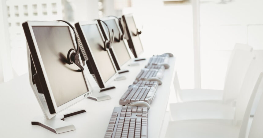 diicot 13 persoane au fost retinute iar 250 sunt anchetate intr un dosar de inselatorie prin call center uri 686fec799d406