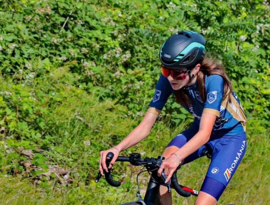 doi ciclistii de la csm constanta prezenti la festivalul olimpic al tineretului european 6880a301e8a70