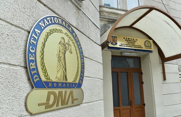 doi inculpati in dosarul mitei din portul constanta au incheiat acorduri de recunoastere a vinovatiei 688b2f966bd52